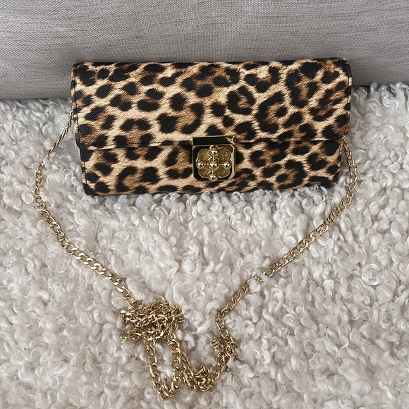 Leopard Wallet Clutch - Picture 2 of 11